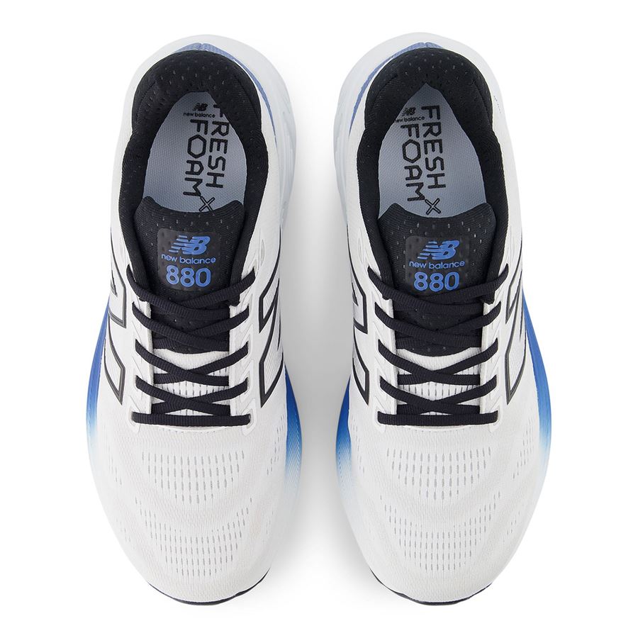  New Balance | M880N15